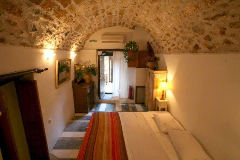 Dorovinis Monemvasia Castlehouses Exterior foto